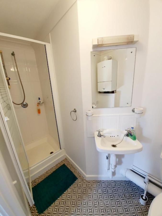 Chelmsford Town Centre Apartments With Car Parking Екстер'єр фото