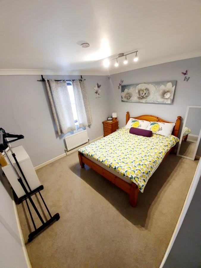 Chelmsford Town Centre Apartments With Car Parking Екстер'єр фото